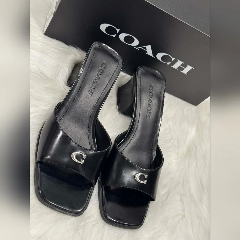 Coach Sculpted C Block He Sandal, Size 7B - Picture 3 of 7